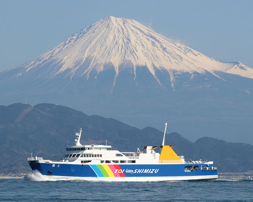 入選　hige_no_koi_eigyomanさんの作品「三保の真崎から見える富士山。綺麗になった駿河湾フェリーと。」